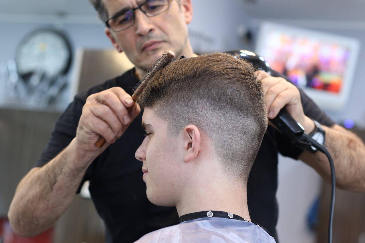 Coupe anglaise pour homme : les dernières tendances - krugen